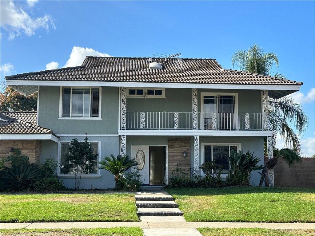 Property Photo:  1308 Vina Del Mar Avenue  CA 92870 