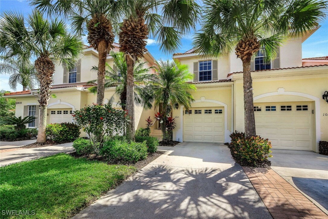 Property Photo:  4630 Winged Foot Court 202  FL 34112 