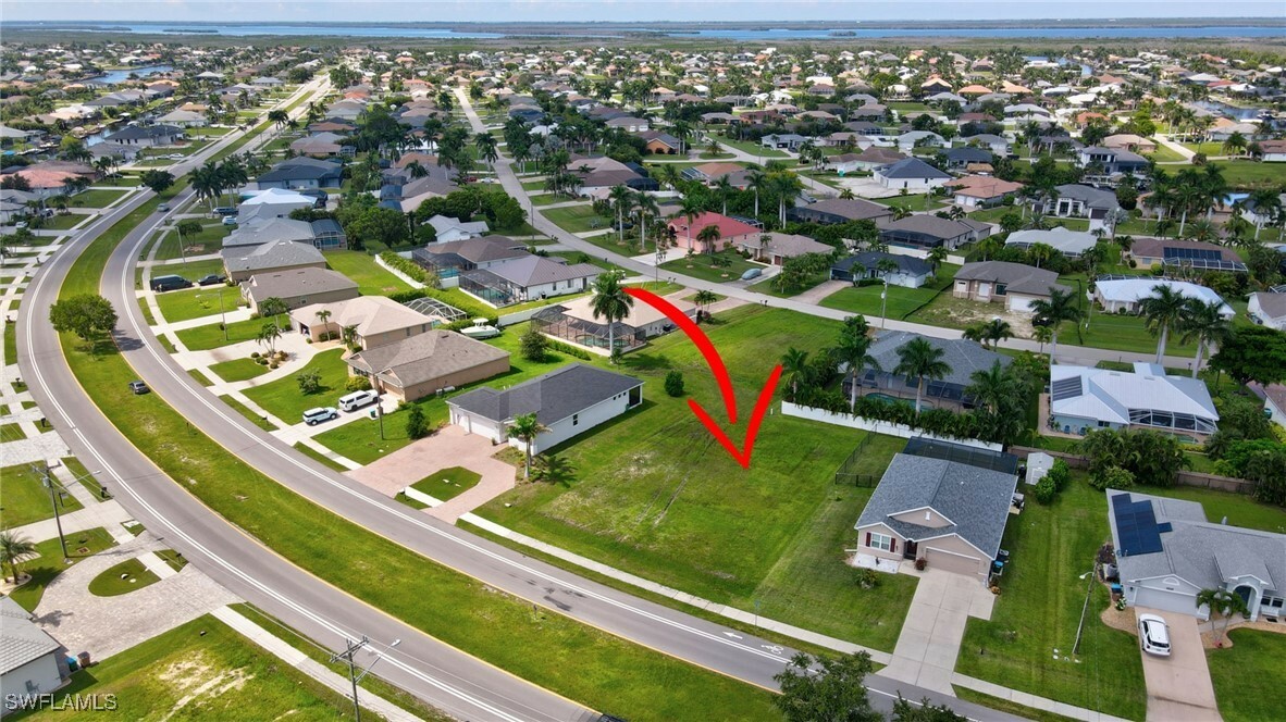 2536 Surfside Boulevard  Cape Coral FL 33914 photo