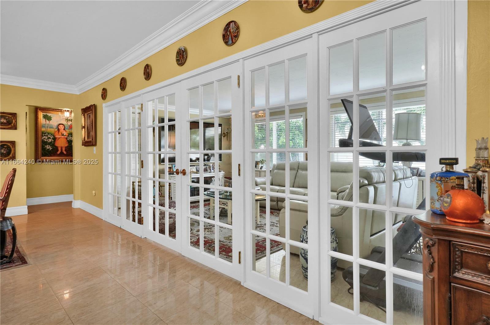 Property Photo:  1407 San Marco Ave  FL 33134 