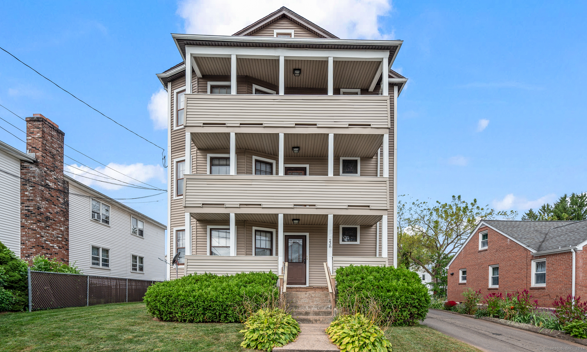 Property Photo:  238 Booth Street  CT 06053 