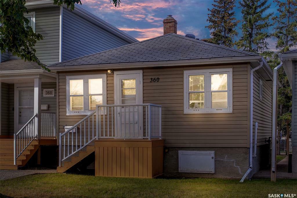 Property Photo:  360 Smith Street  SK S4R 2K9 