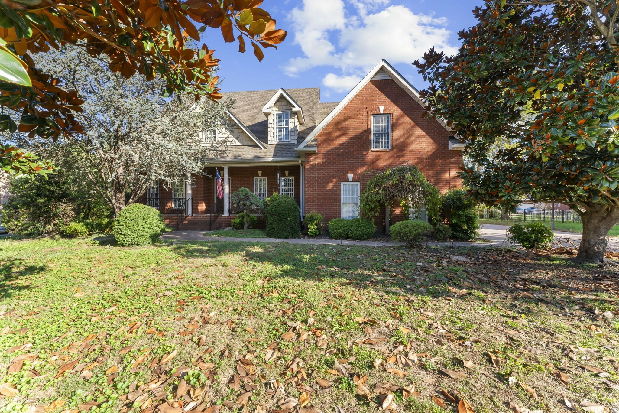 Property Photo:  1718 Ironwood Ct  TN 37129 