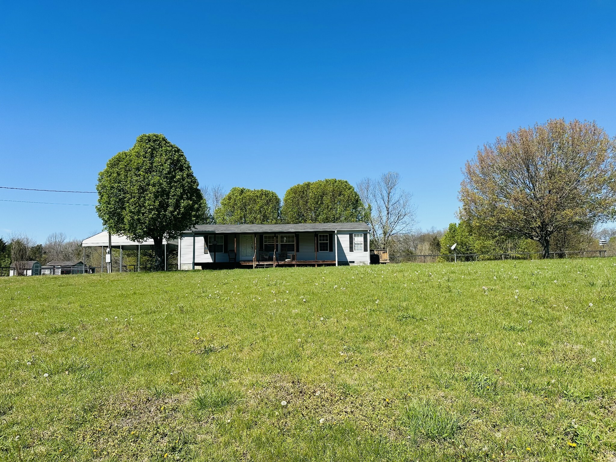 Property Photo:  217 Hickerson Rd  TN 37183 