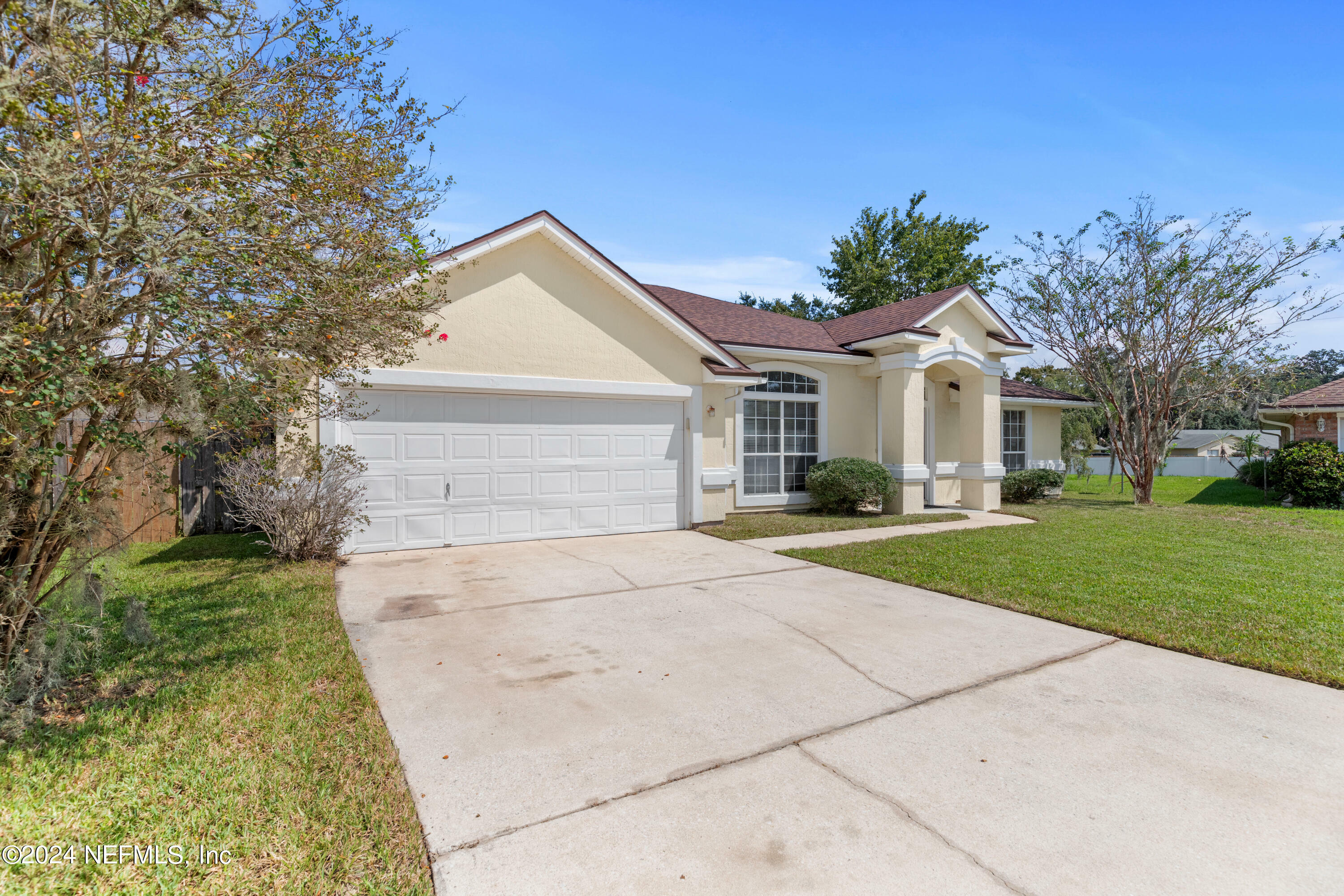 Property Photo:  1327 Spanish Needle Court  FL 32073 