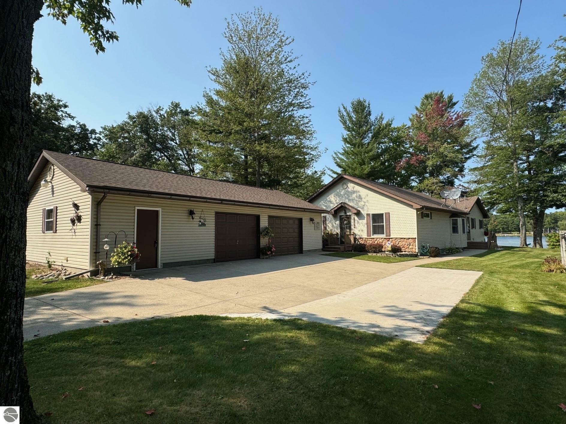 Property Photo:  4983 Rudy Drive  MI 48624 