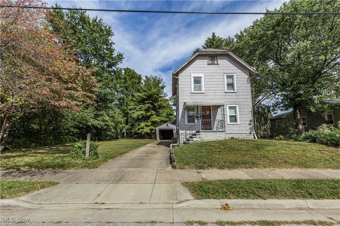 691 Gardendale Avenue  Akron OH 44310 photo