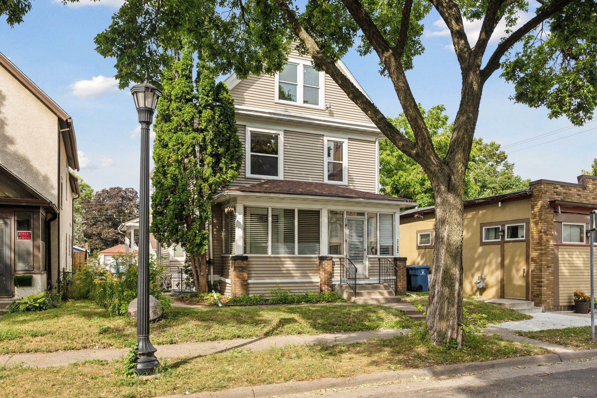 Property Photo:  1622 Jefferson Street NE  MN 55413 