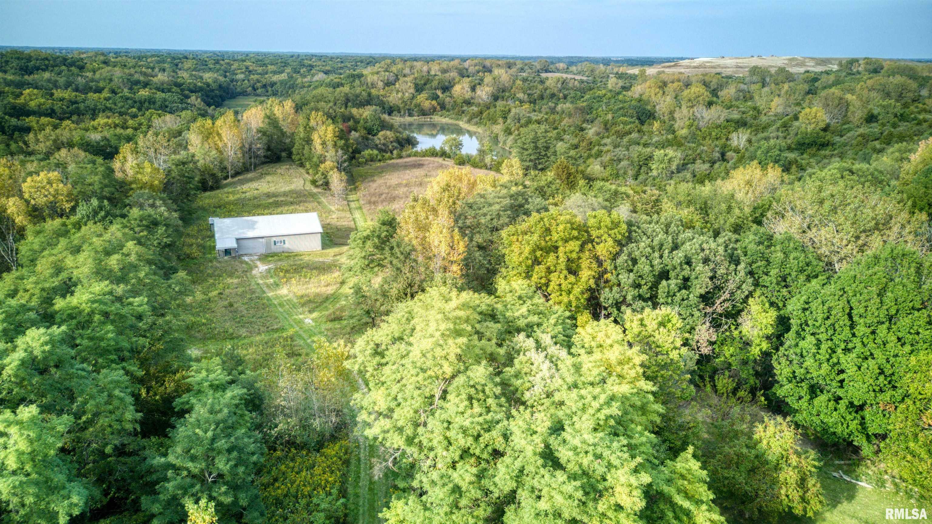 Property Photo:  13823 W Cottonwood Road  IL 61536 