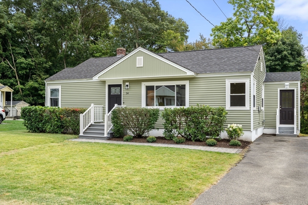 Property Photo:  34 Brookway Drive  MA 01545 