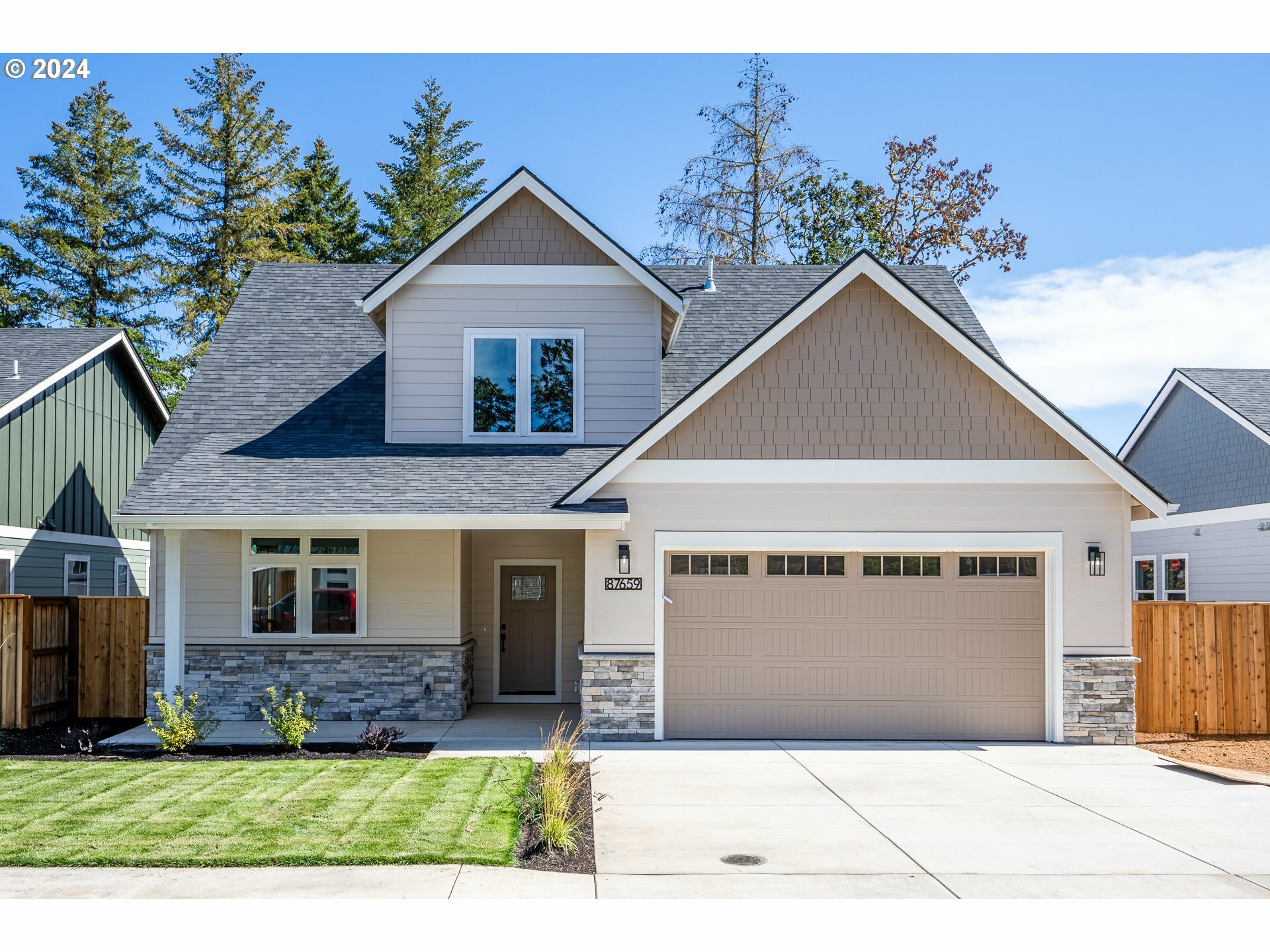 Property Photo: 87659 8th St OR 97487
