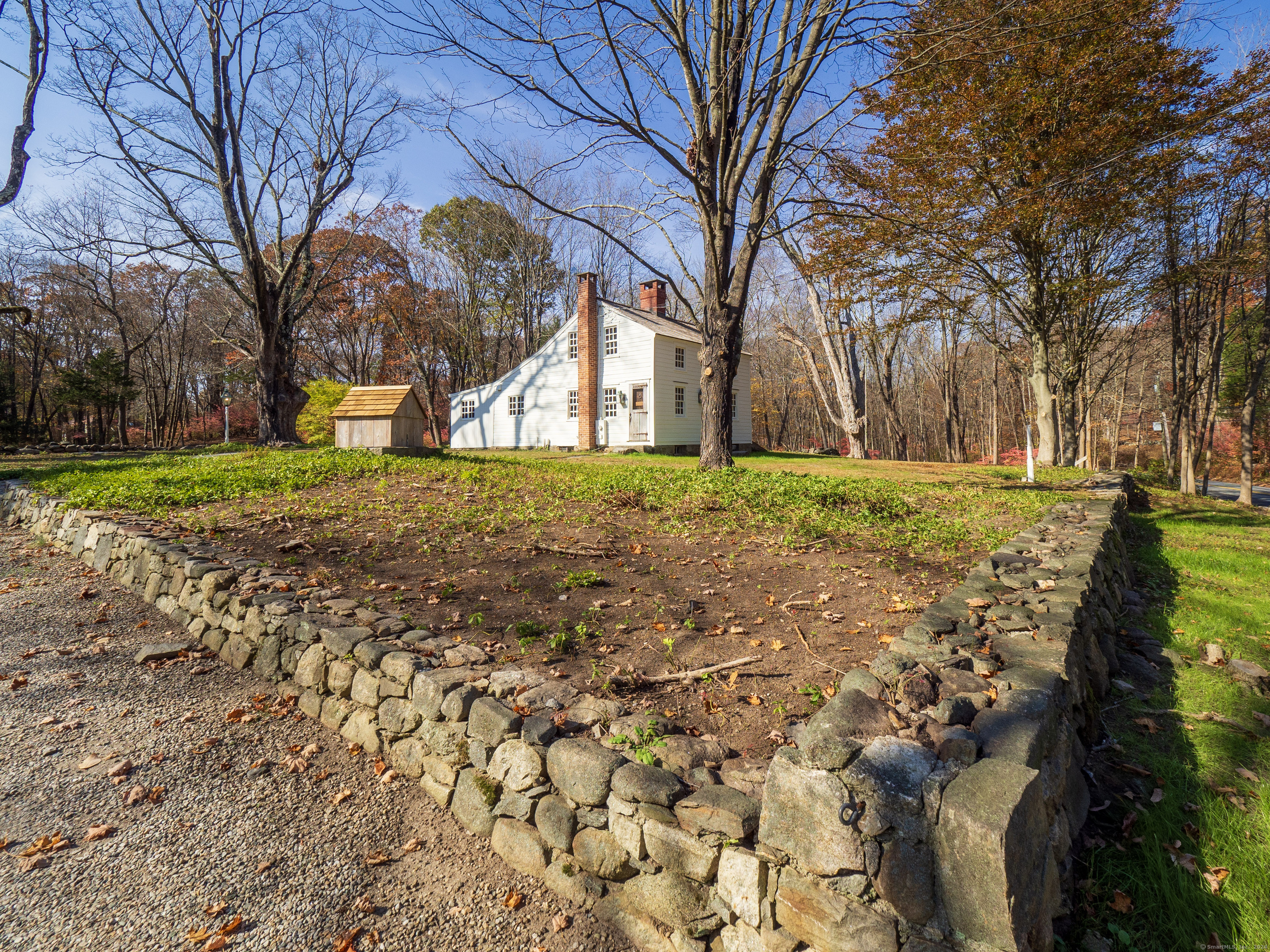 Property Photo:  155 Whipstick Road  CT 06897 