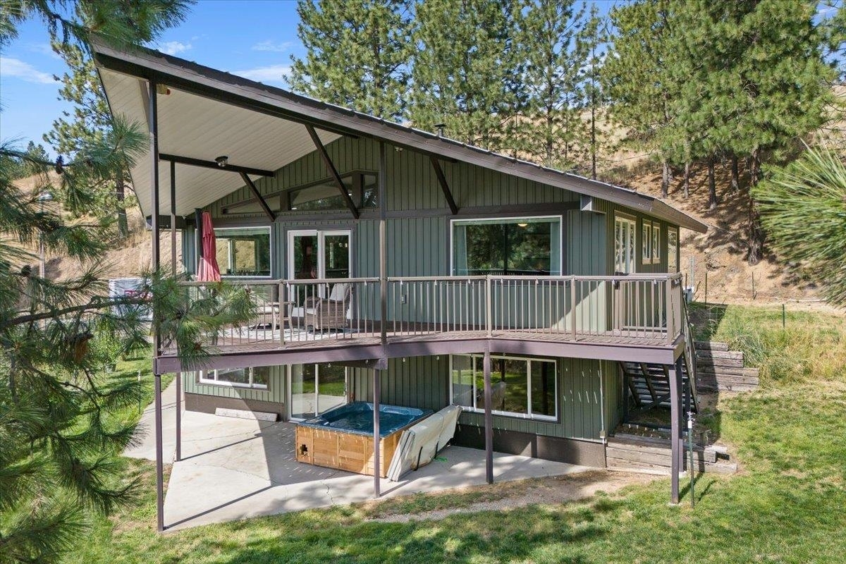 Property Photo:  6574 N Bigelow Gulch Rd  WA 99217 