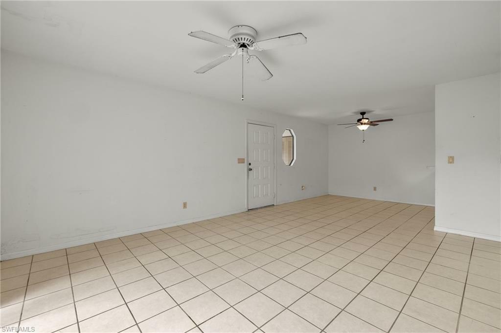 Property Photo:  13211 Whitehaven Ln 1504  FL 33966 