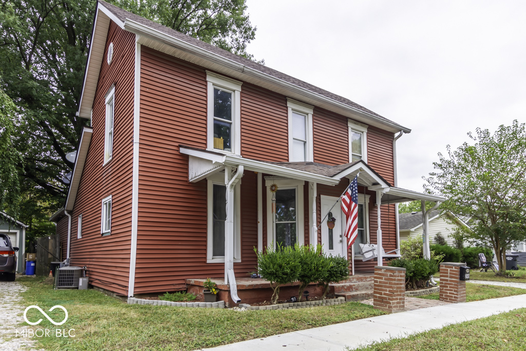 Property Photo:  248 E Broadway Street  IN 46143 