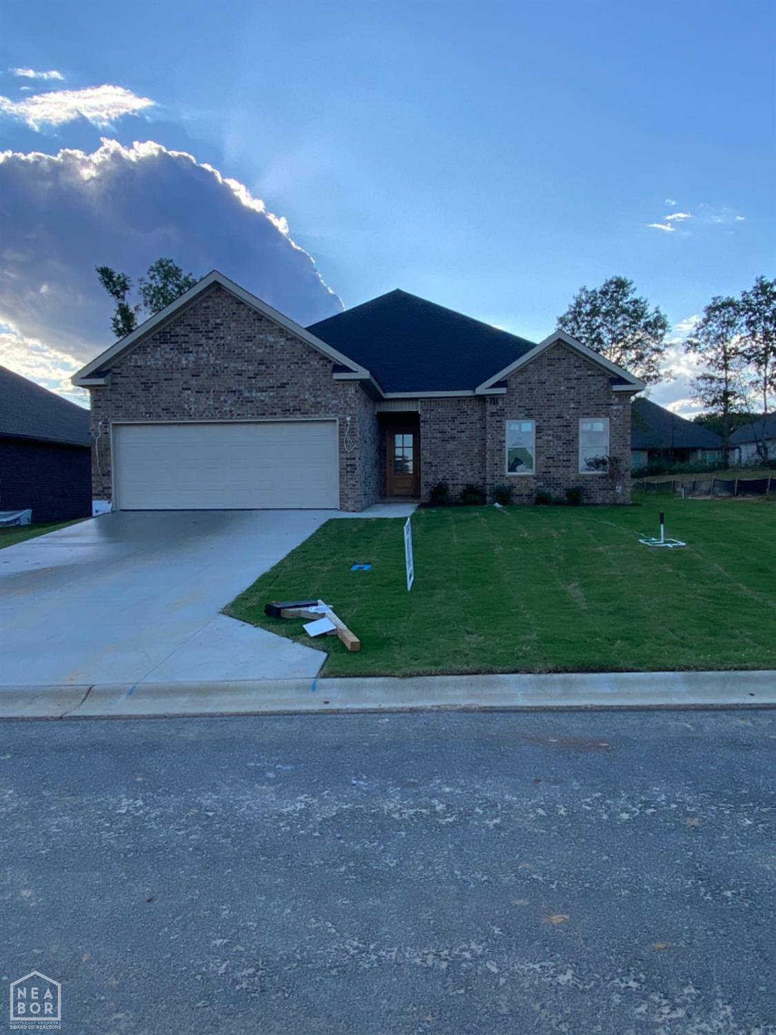 1009 Cypress Pointe Cove  Jonesboro AR 72405 photo