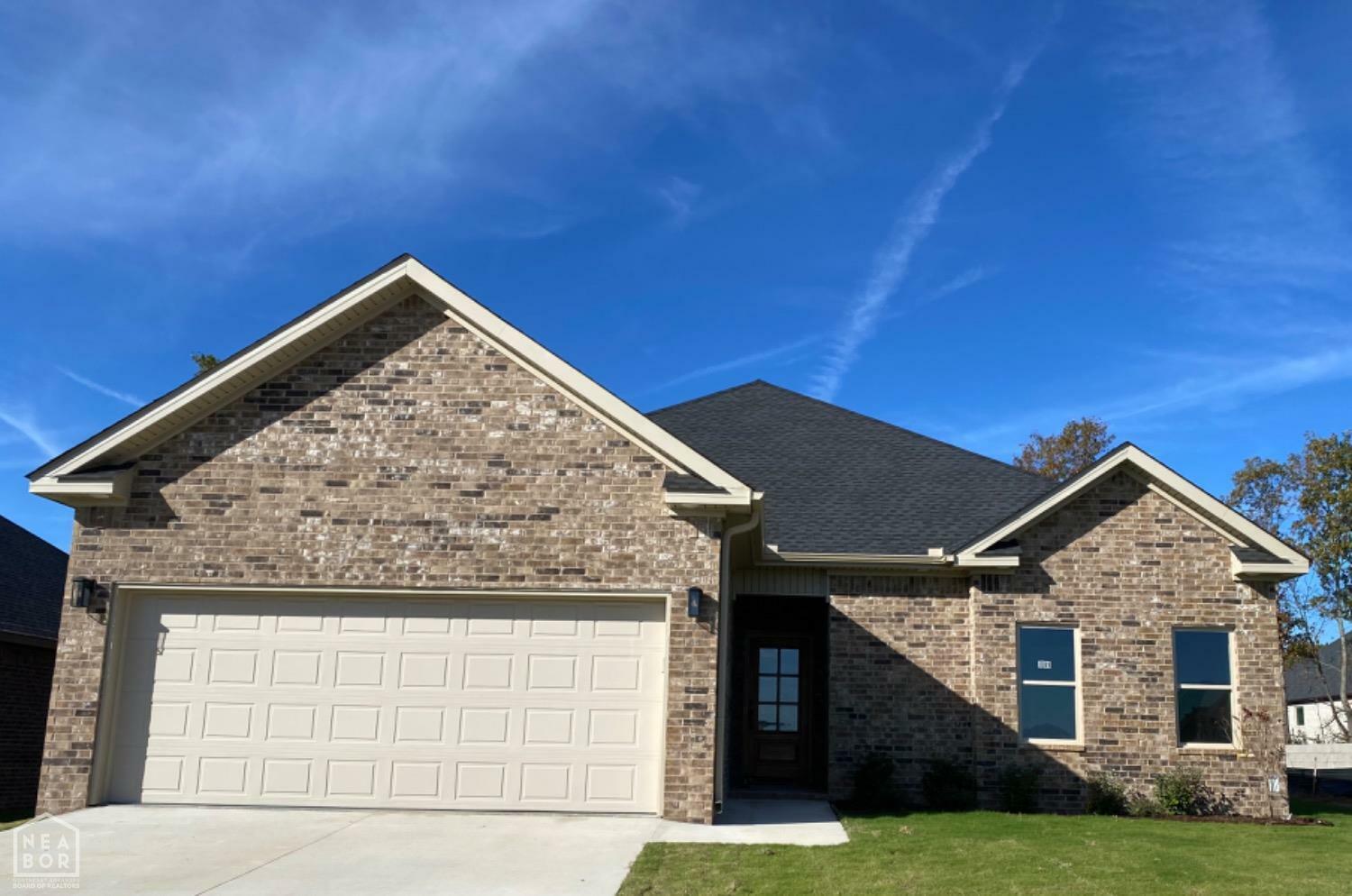 Property Photo:  1009 Cypress Pointe Cove  AR 72405 