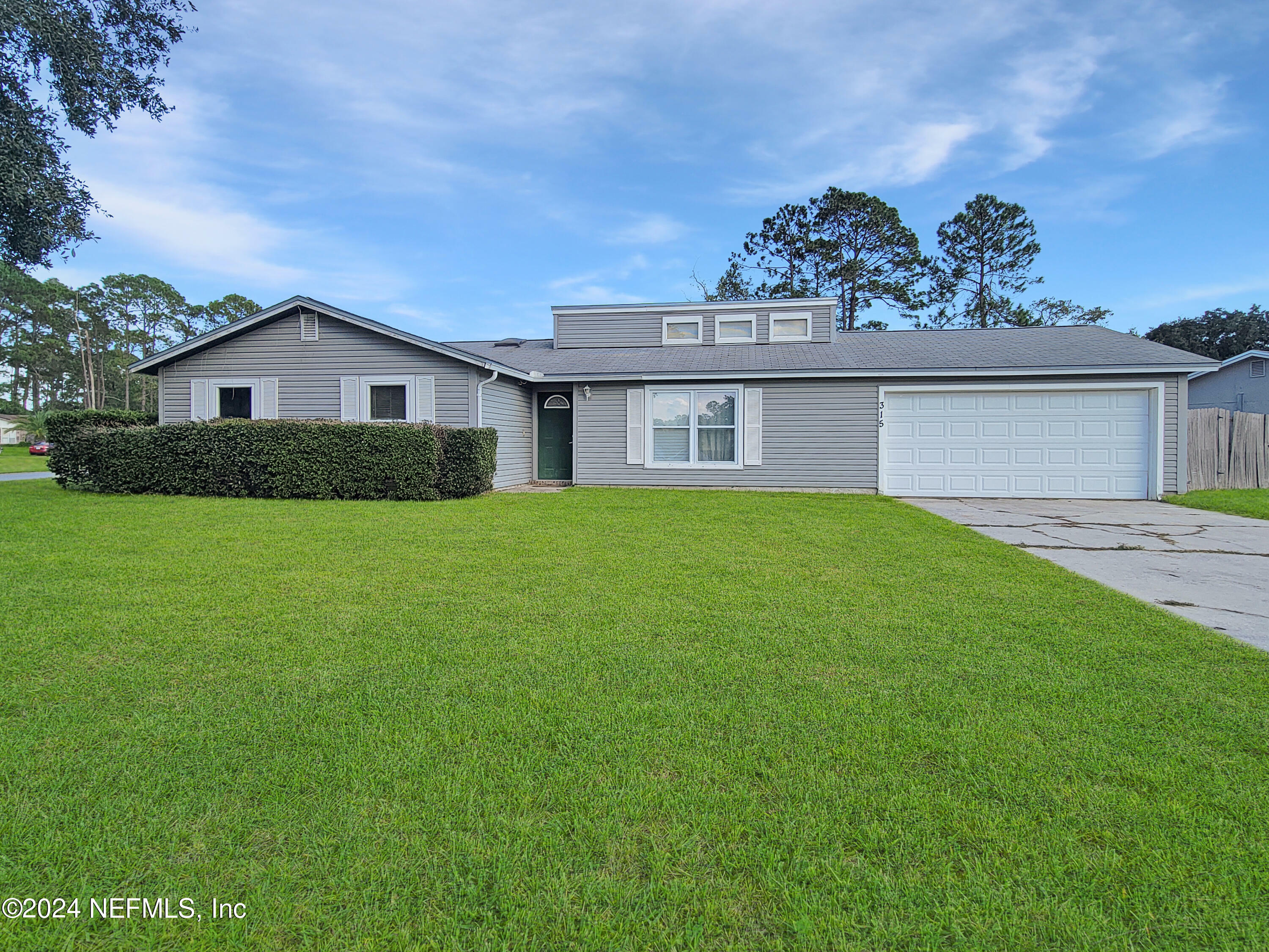 Property Photo:  315 Evergreen Lane  FL 32068 