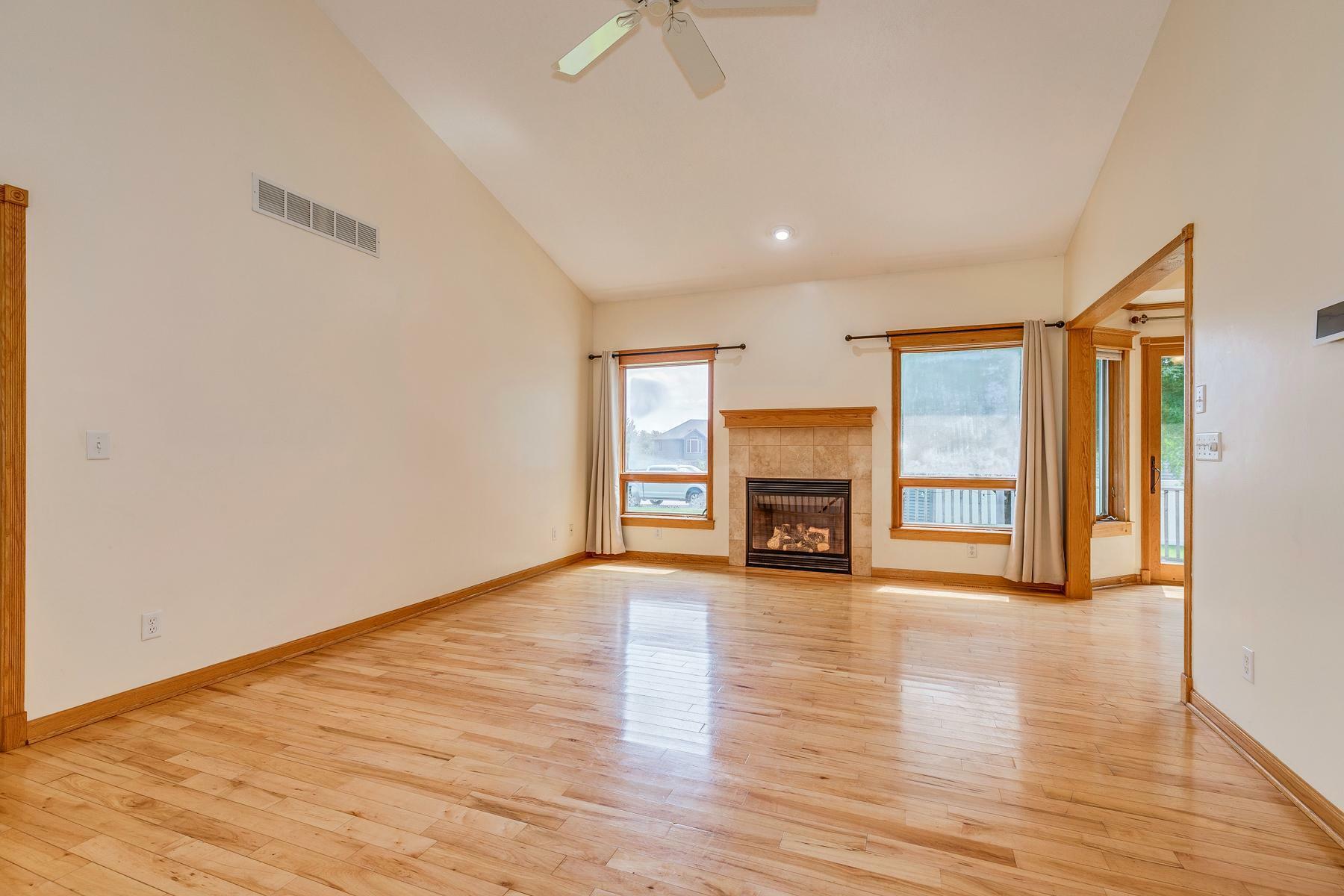 Property Photo:  6087 Golden Oaks Circle  MN 55056 