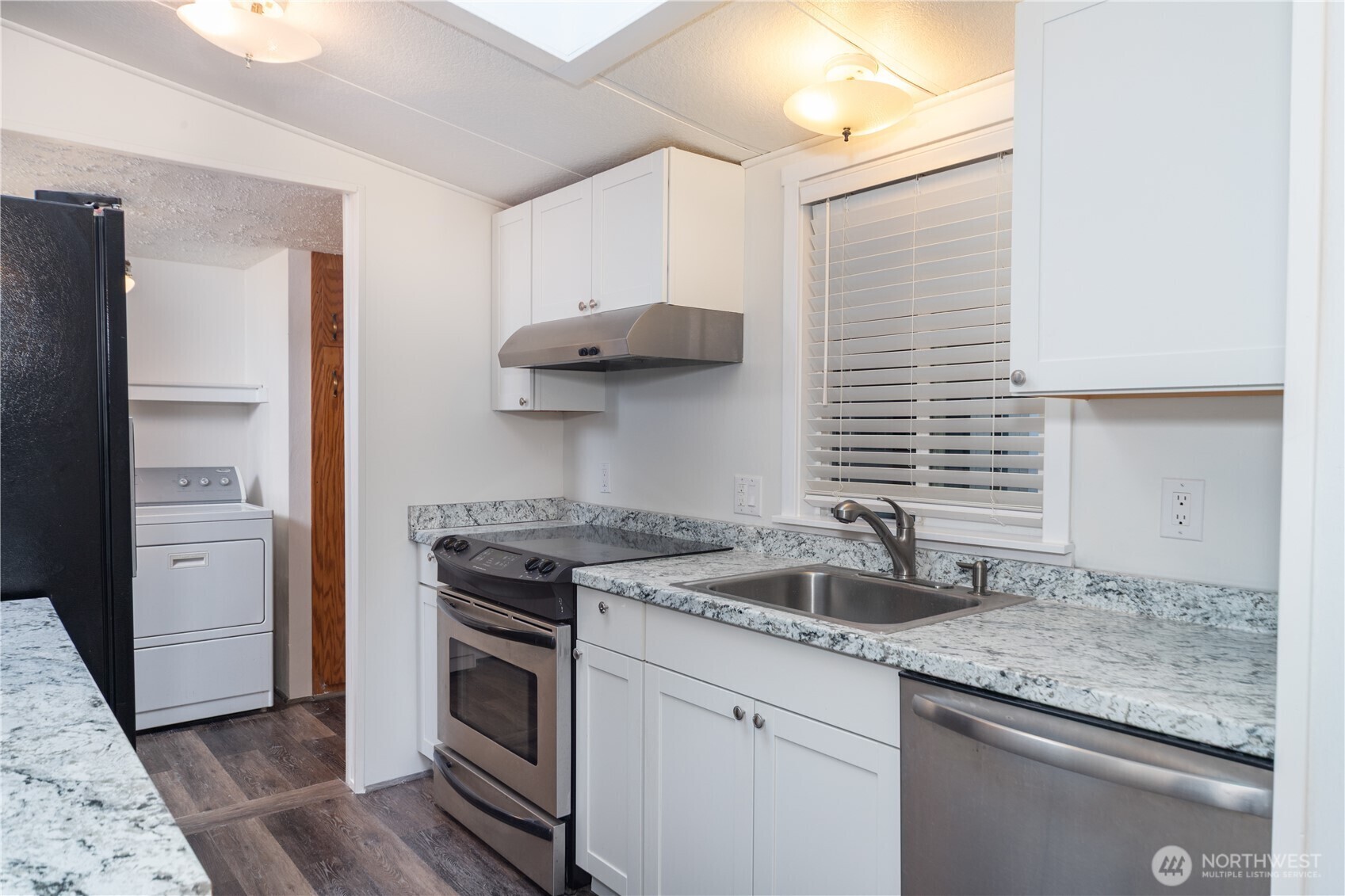 Property Photo: 337 NE Saturn Lane WA 98311
