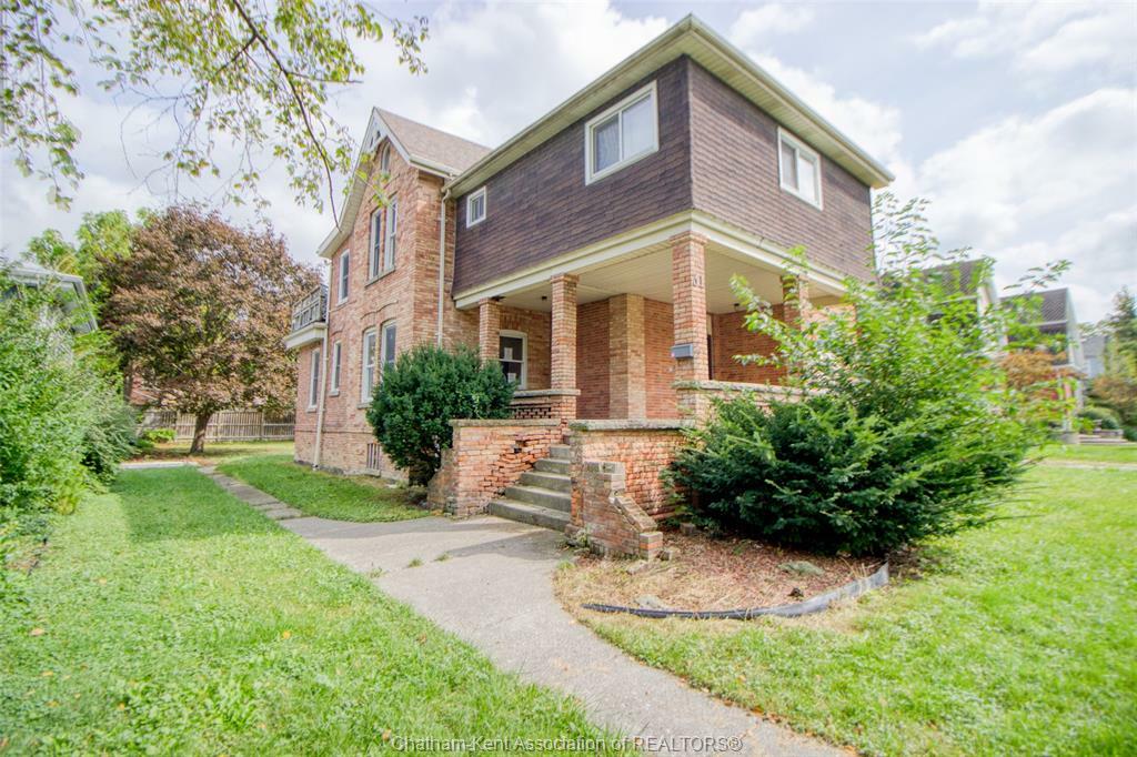 Property Photo:  31 Dufferin Ave  ON N7M 4W6 