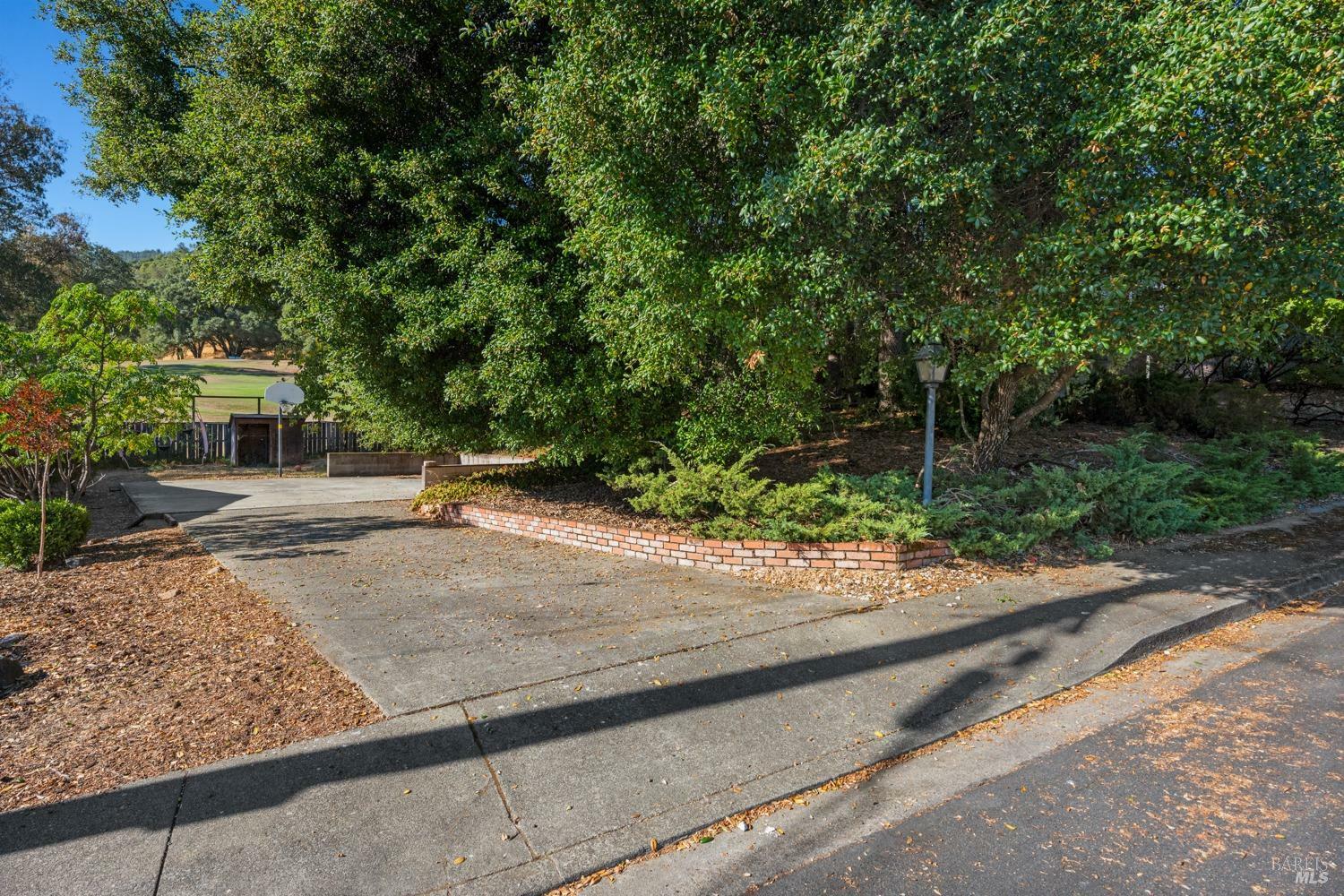 Property Photo:  1091 Maple Avenue  CA 95482 