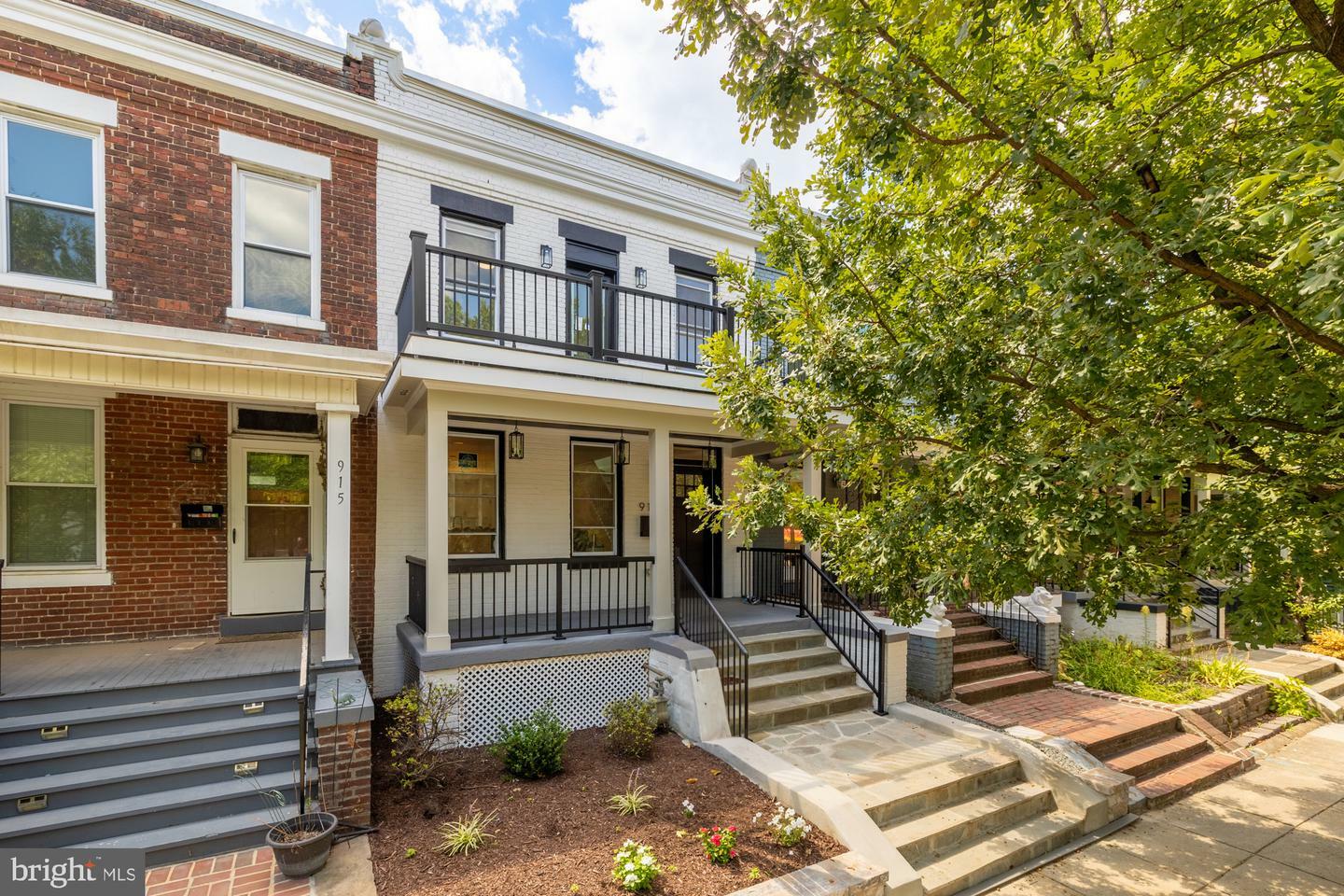 Property Photo:  913 L Street NE  DC 20002 