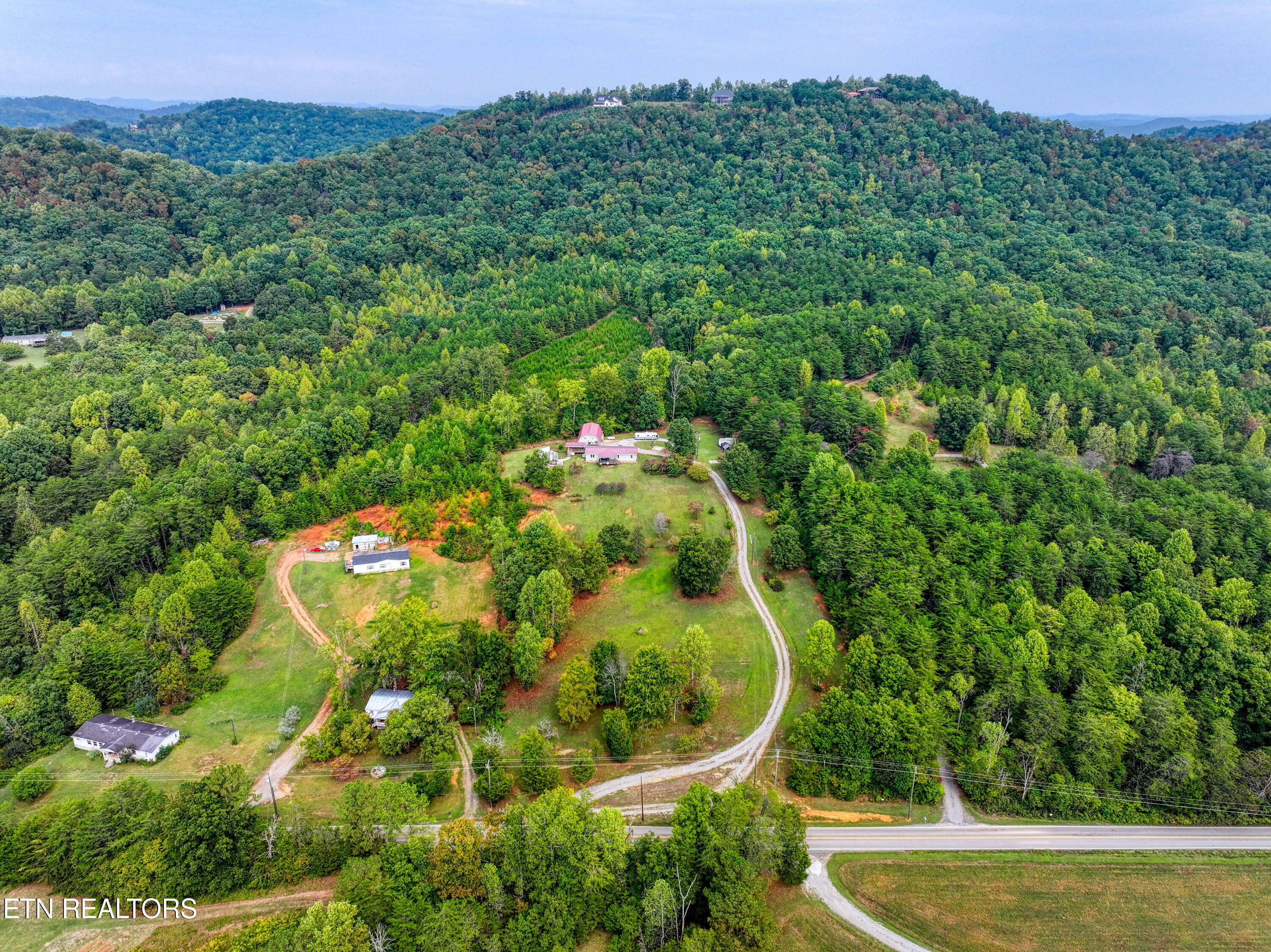 Property Photo:  909 Reagan Valley Rd  TN 37385 