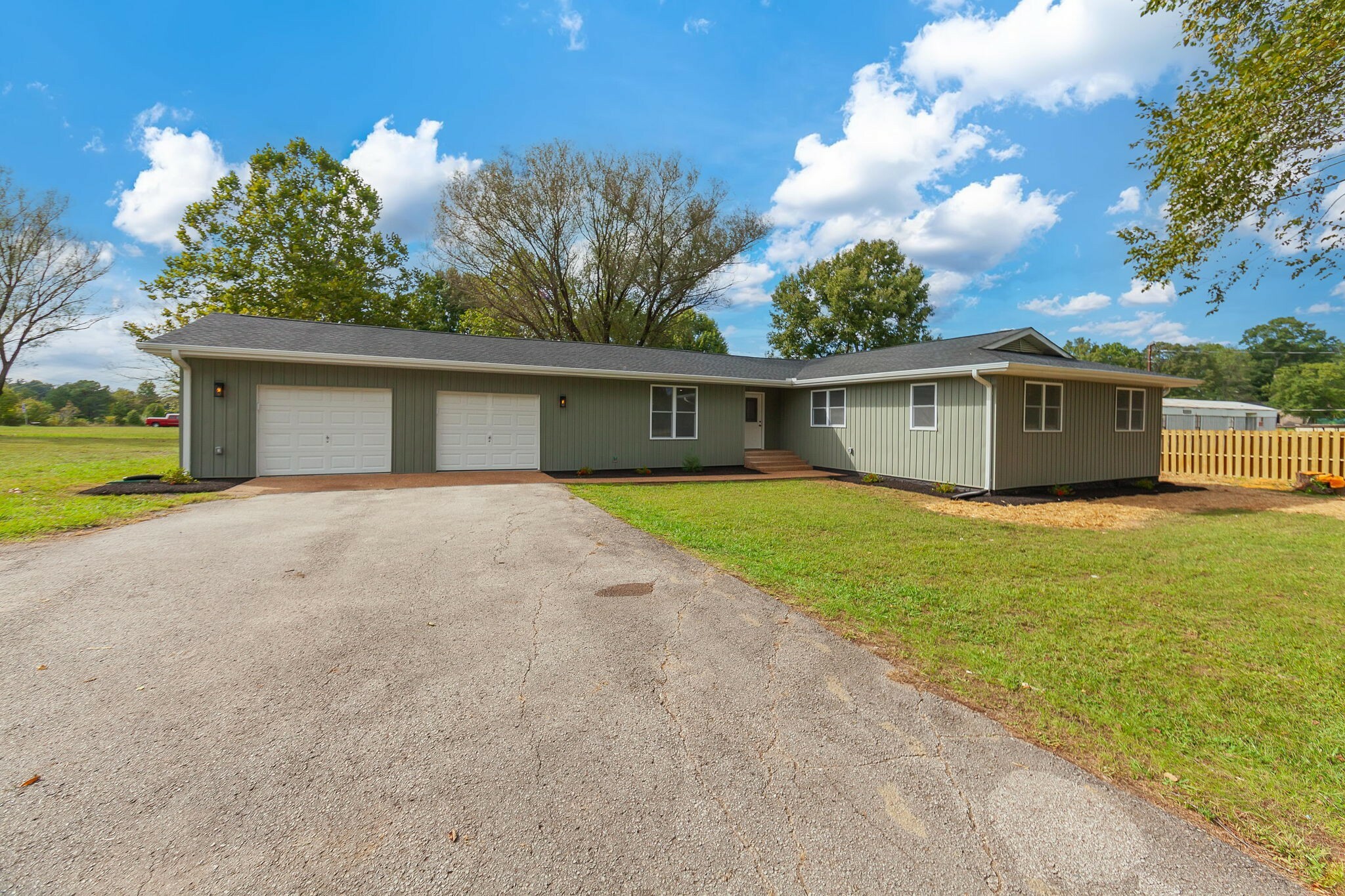 Property Photo:  444 Diamond Grove Rd  TN 38313 