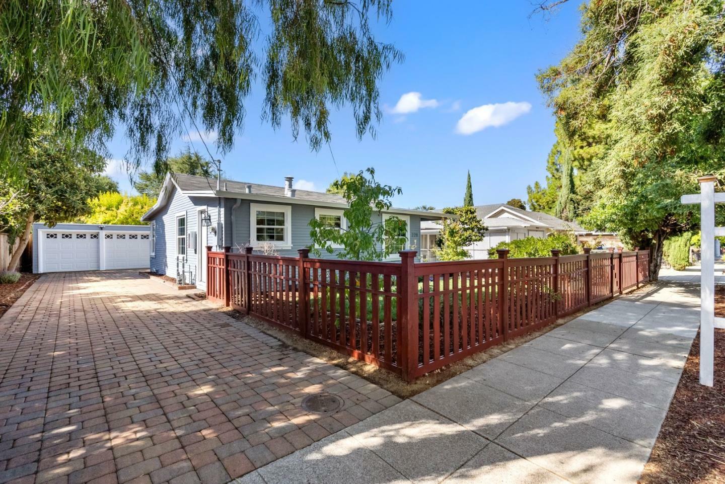 Property Photo:  228 South Rengstorff Avenue  CA 94040 