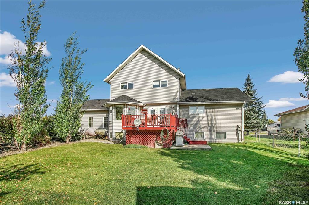 Property Photo:  9023 6th Street  SK S0K 4R0 