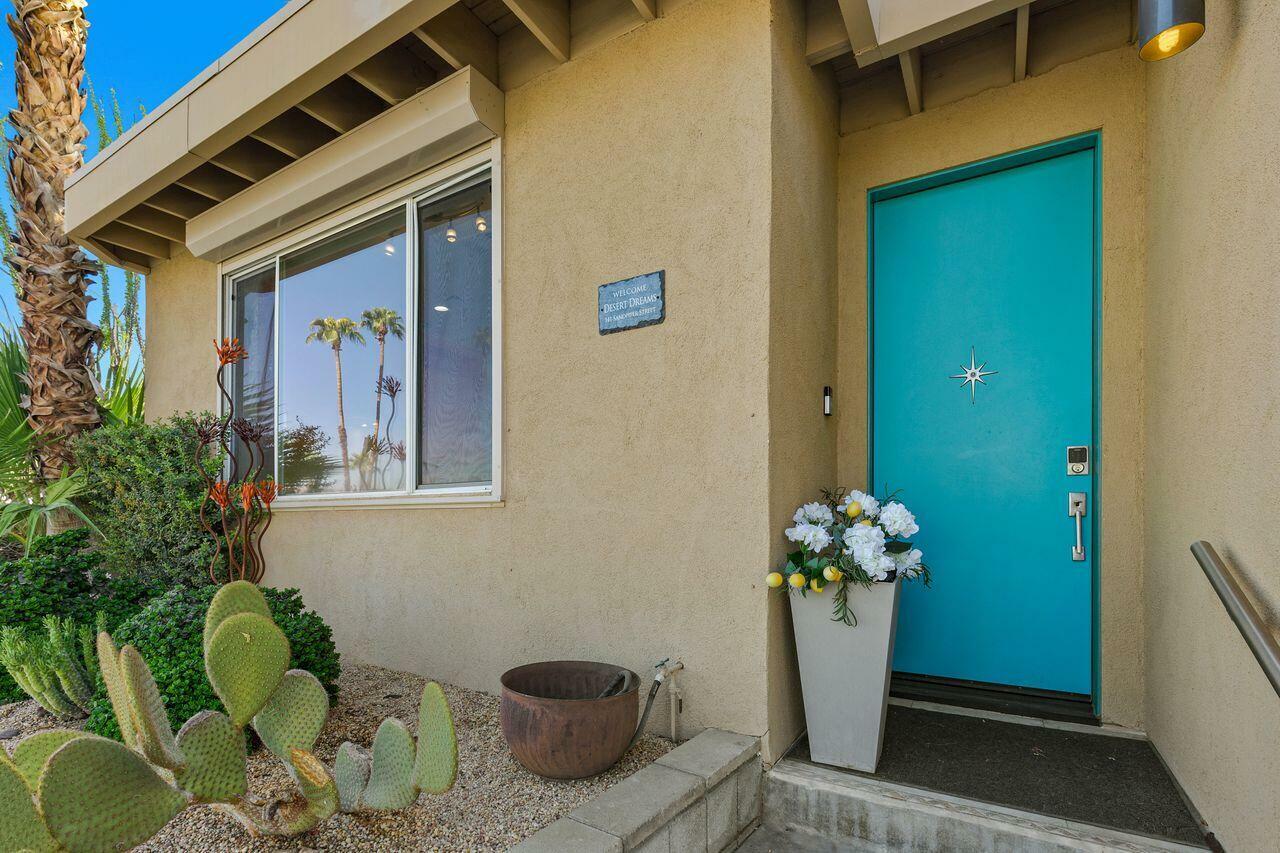 Property Photo:  141 Sandpiper Street  CA 92260 