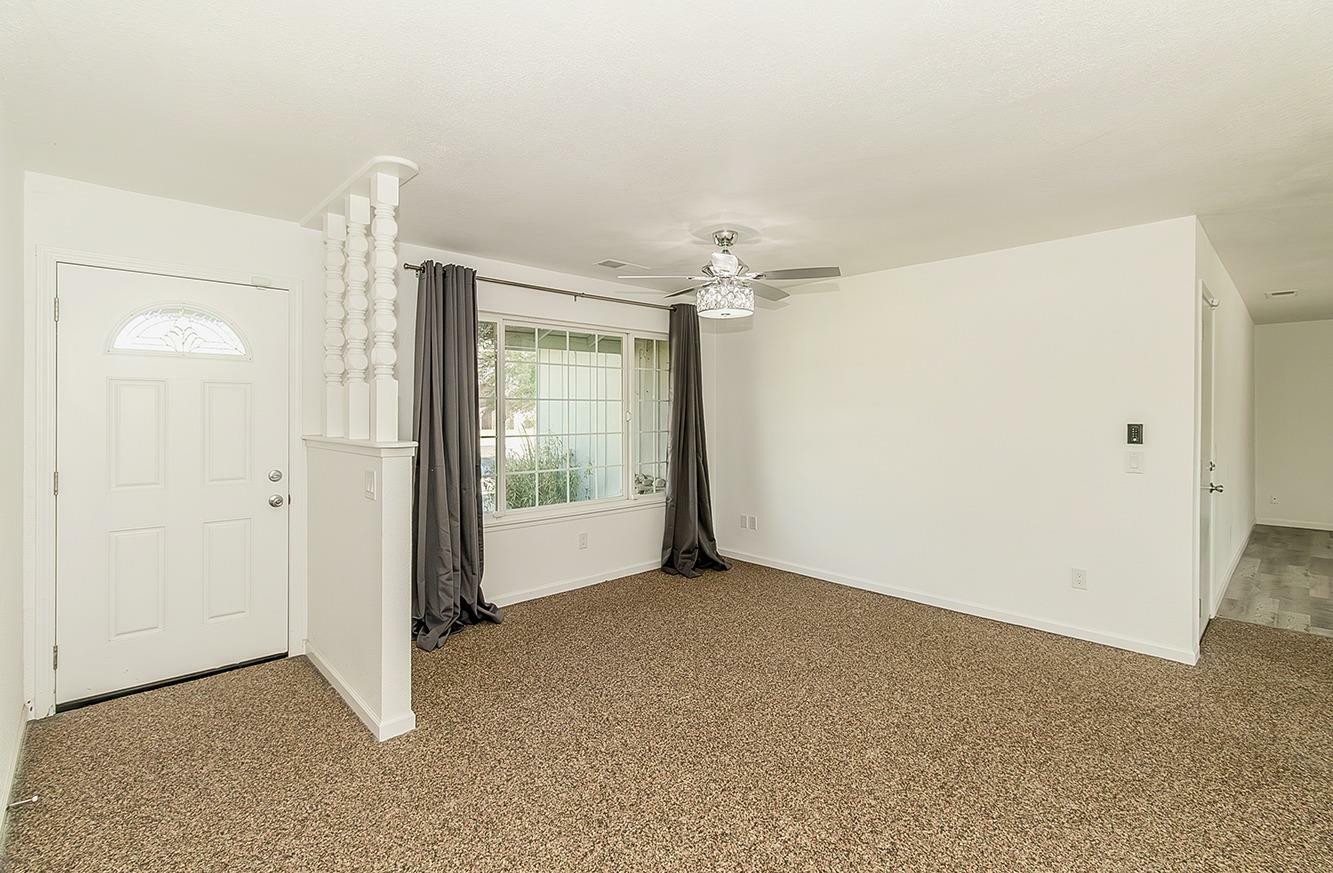 Property Photo: 1093 Raymond Road CA 93230