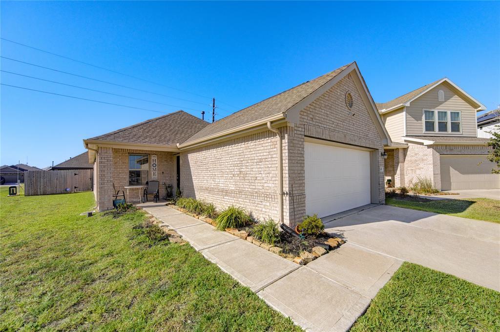 Property Photo: 25431 Rock Spur Trail TX 77493