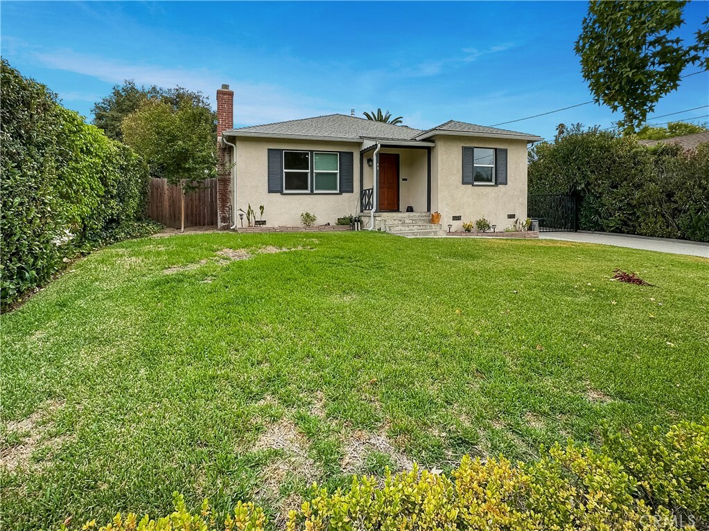 Property Photo:  95 Lowell Avenue  CA 91024 