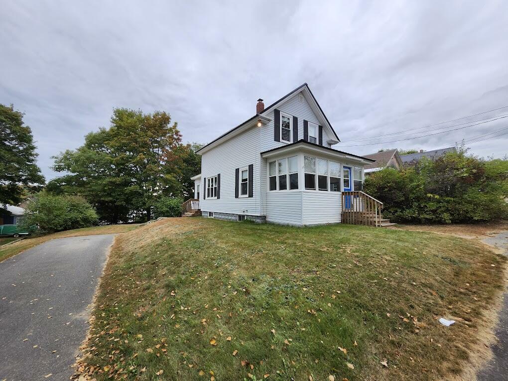 Property Photo:  264 Highland Avenue  ME 04462 