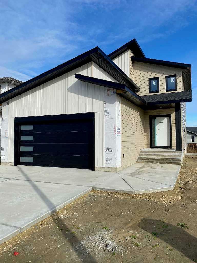 82 Palmer Circle  Blackfalds AB T0M 0J2 photo