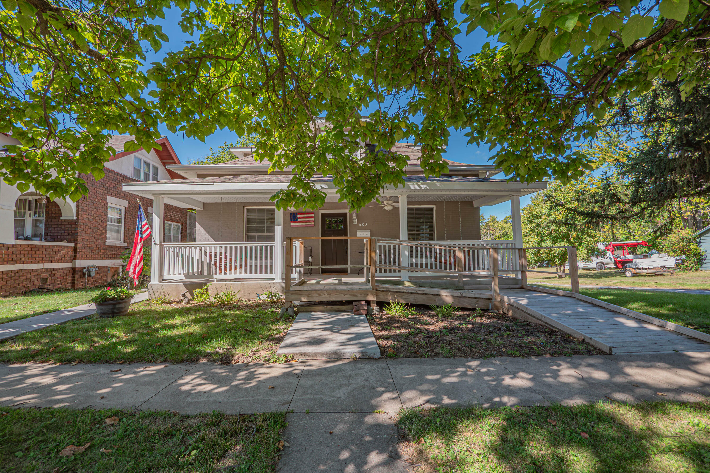 Property Photo:  603 Fort St  MO 65270 