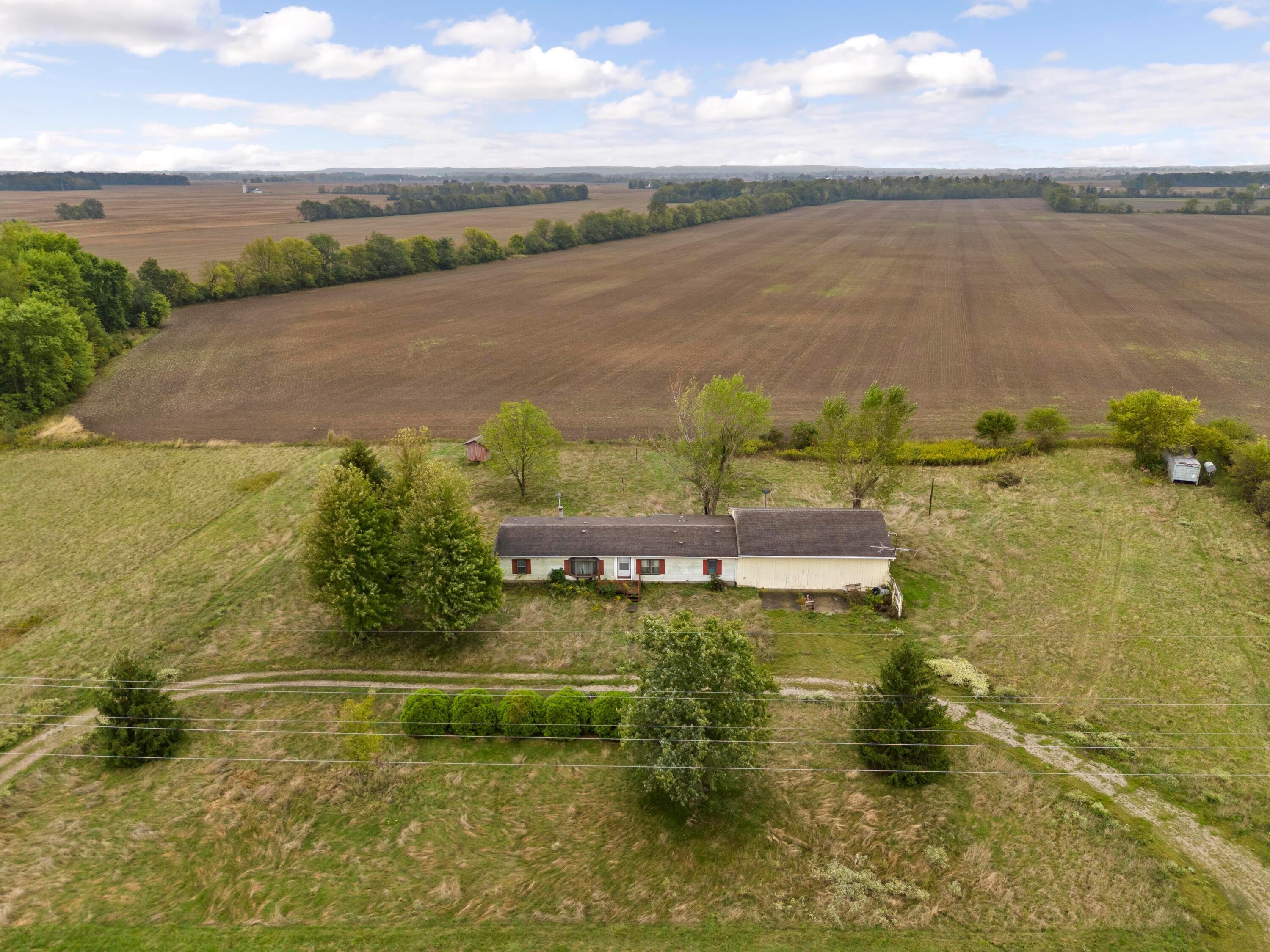 Property Photo: 4005 Hickory Bend Road OH 43113