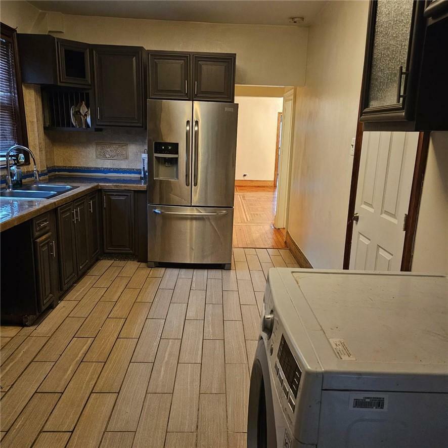 Property Photo:  1605 Hammersley Avenue 1  NY 10469 