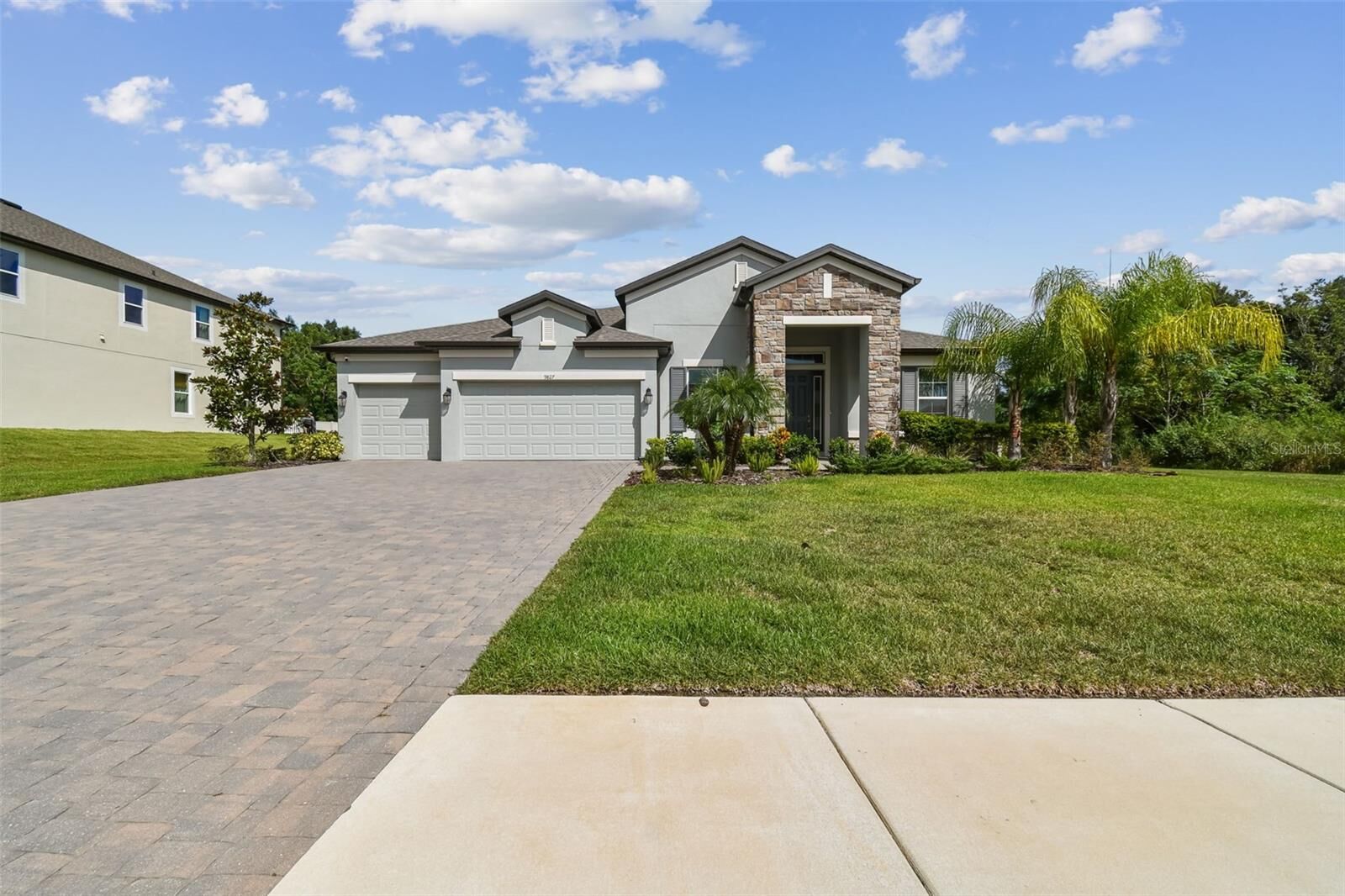 Property Photo:  9827 Cabernet Avenue  FL 33584 