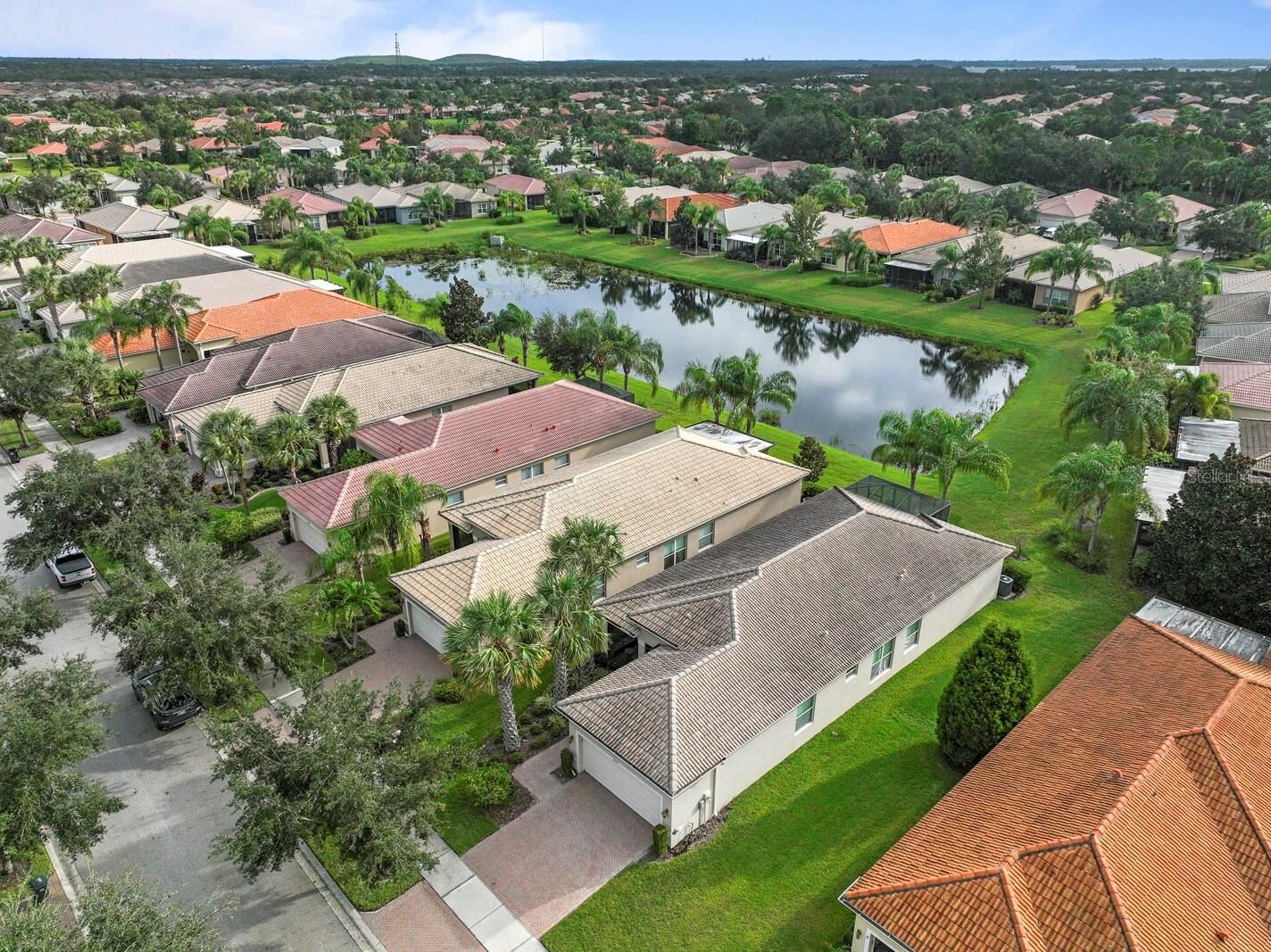 Property Photo:  15911 Cobble Mill Drive  FL 33598 