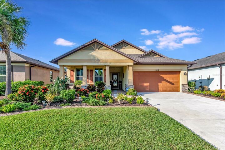 Property Photo:  6342 Kenava Loop  FL 34221 
