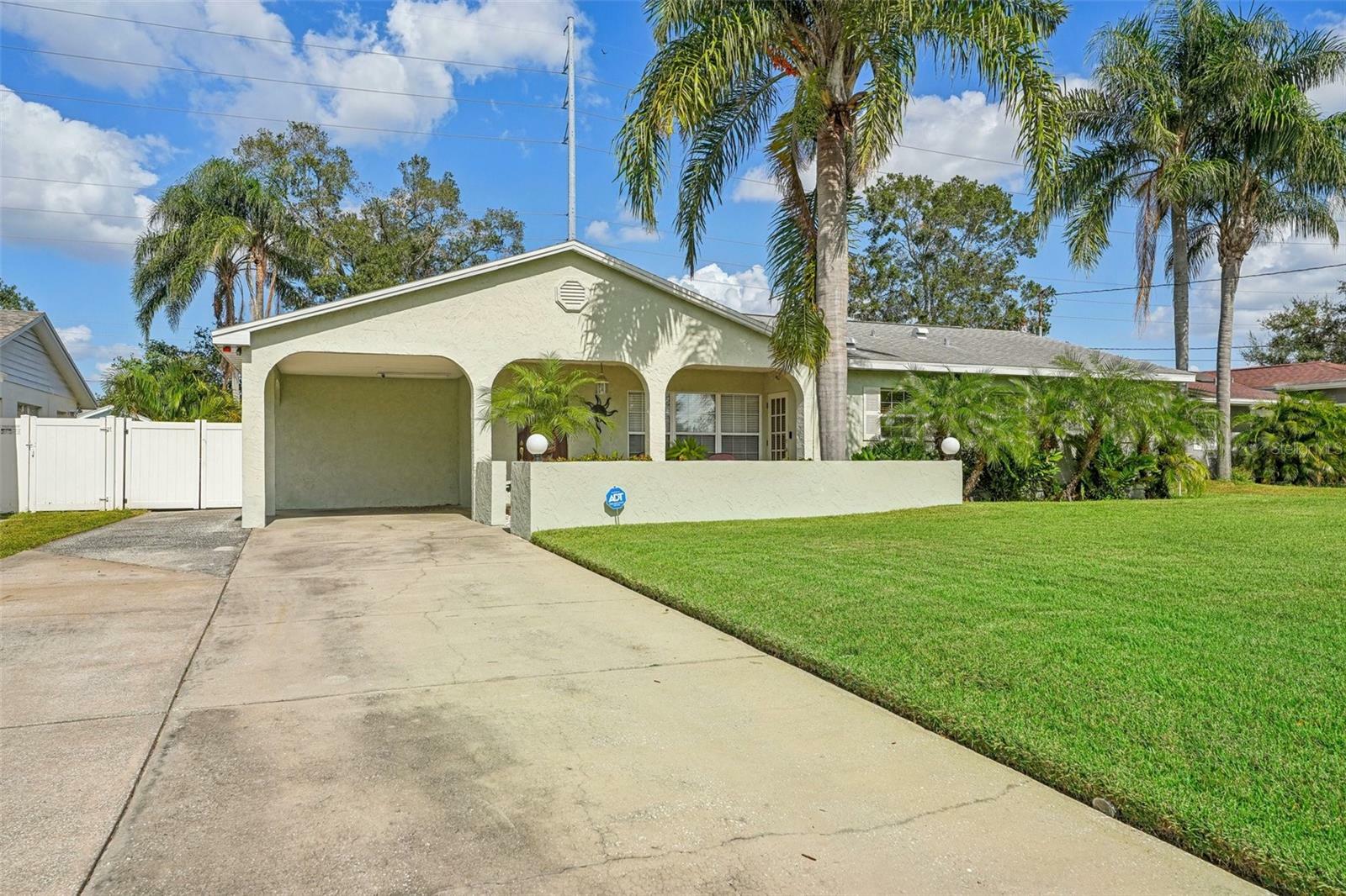 Property Photo:  3015 W Patterson Street  FL 33614 