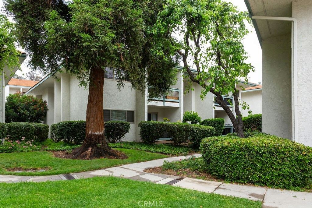 Property Photo:  4632 Park Granada 93  CA 91302 