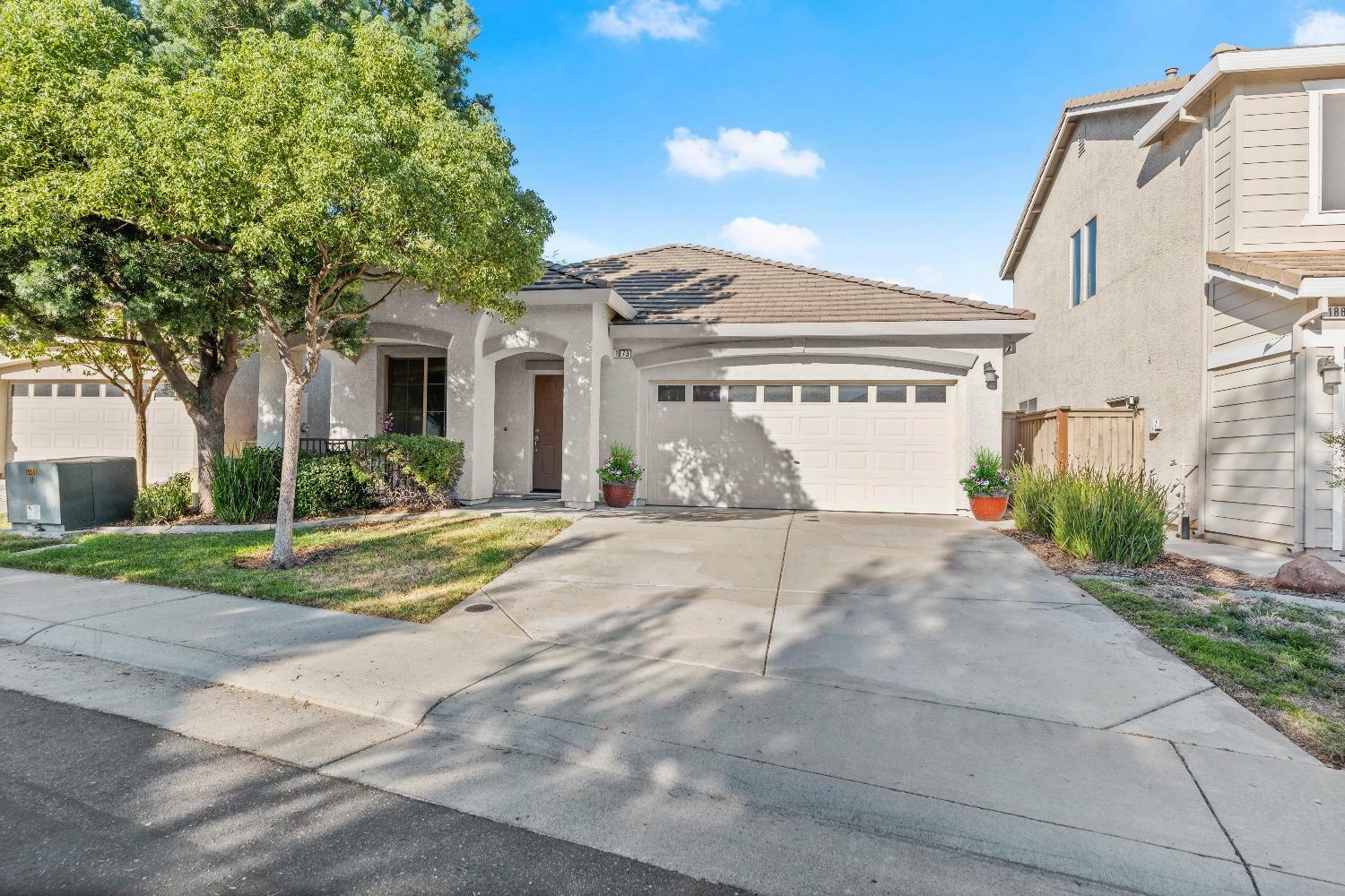 1873 Della Verona Drive  Roseville CA 95747 photo