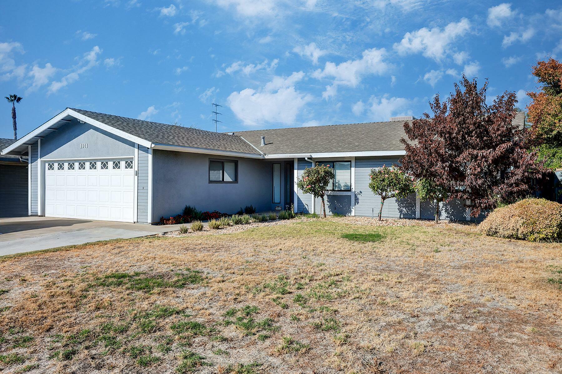 Property Photo:  1911 S Bradley Street  CA 93292 