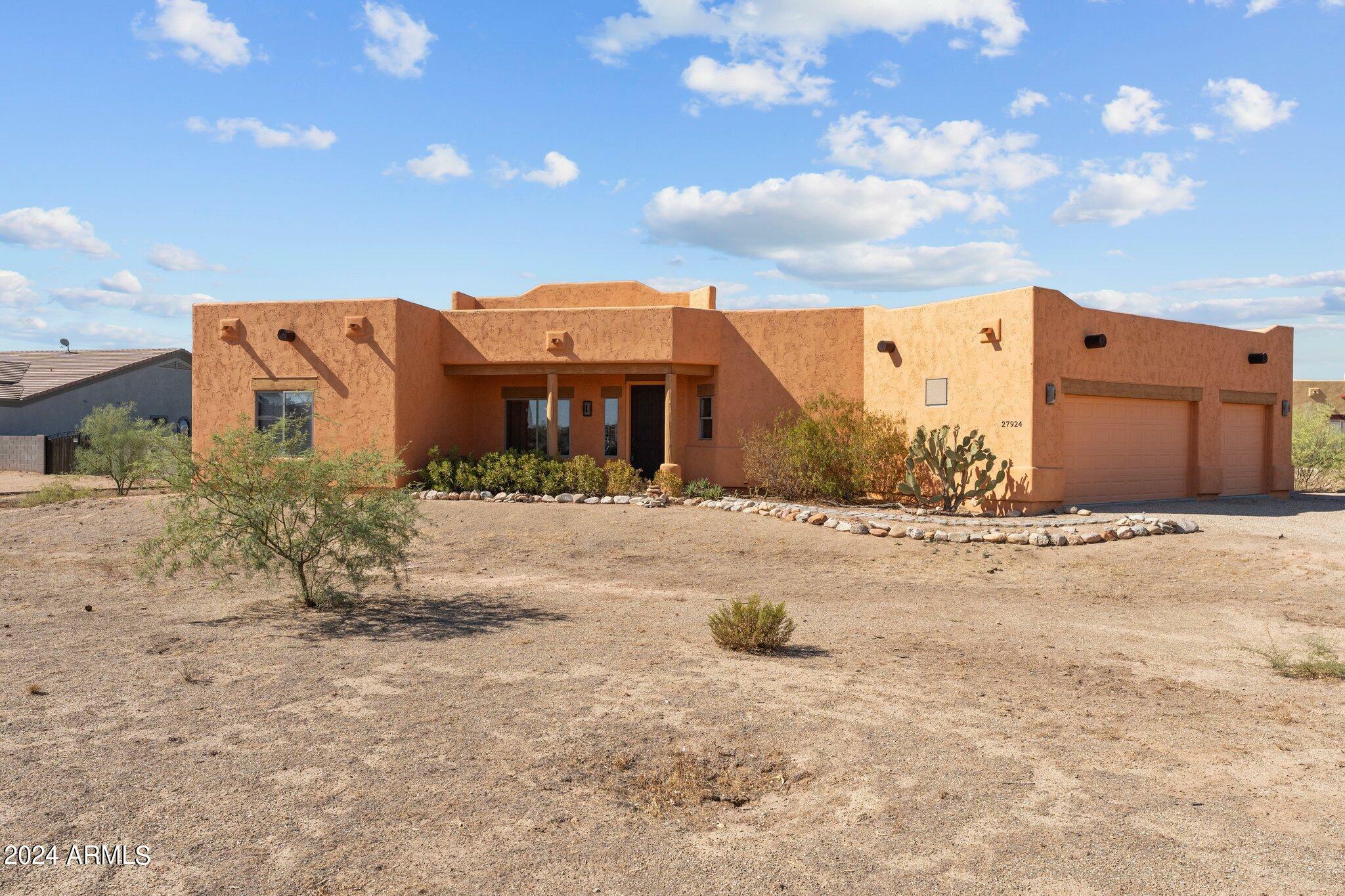 Property Photo:  27924 N 256th Avenue  AZ 85361 