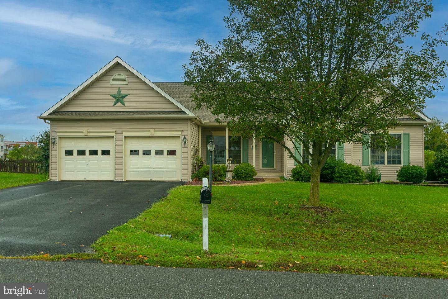 Property Photo:  61 Lefevre Lane  WV 25404 