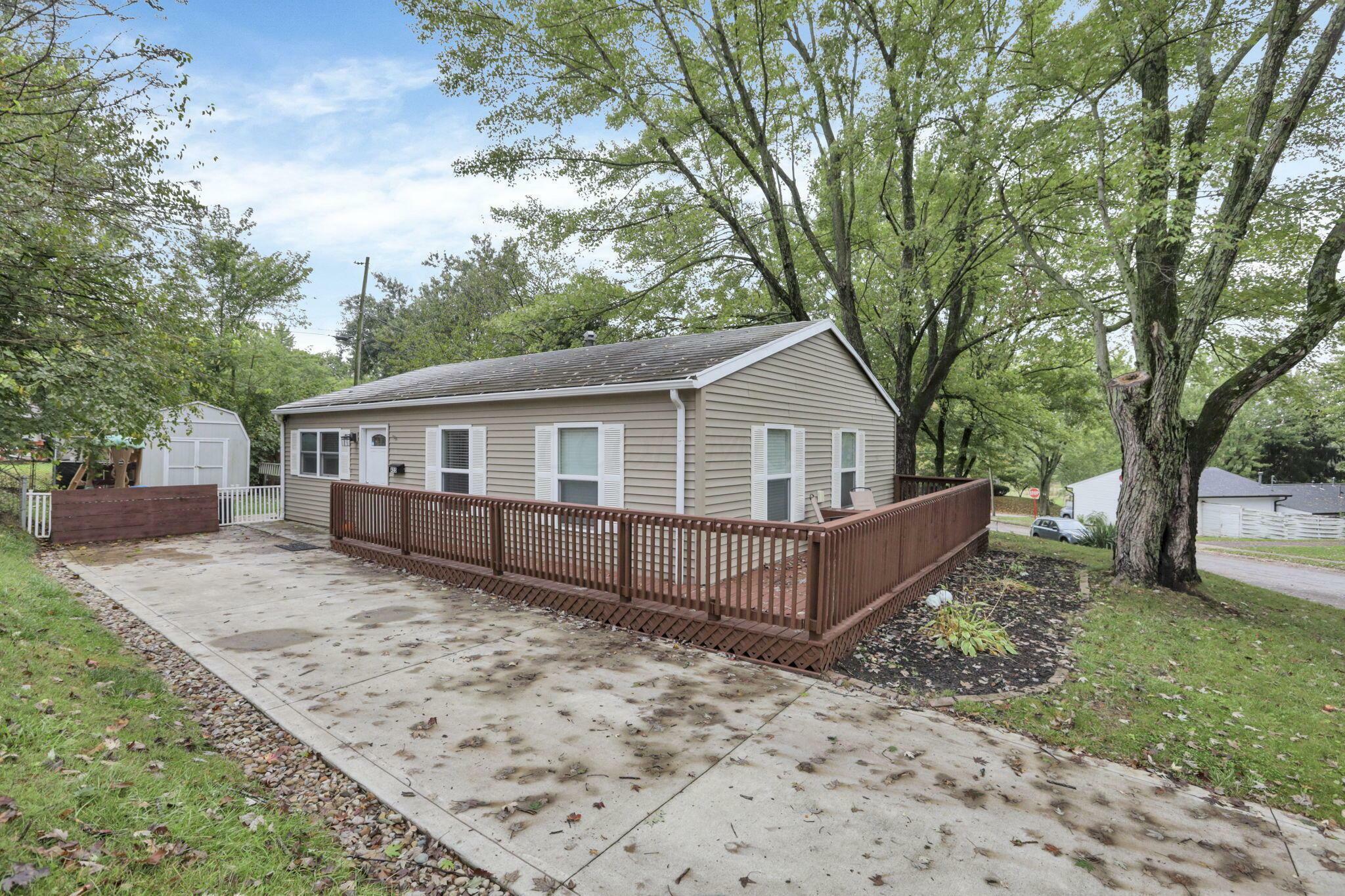 Property Photo:  455 Lakeview Drive  OH 43031 